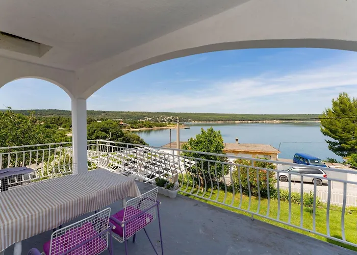 Nyaraló Sanda - Four Bedroom With Terrace Gornji Karin